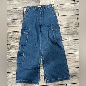 Universal thread cargo jeans